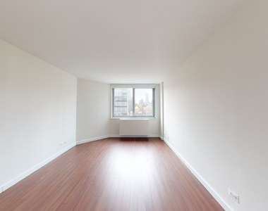 401 E 34th St - Photo Thumbnail 4