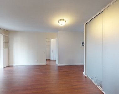 401 E 34th St - Photo Thumbnail 2