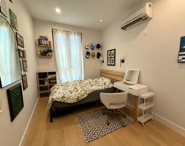 141 Meserole Street - Photo Thumbnail 3