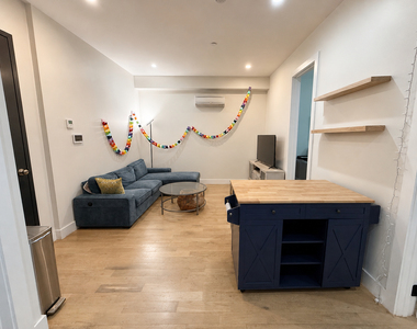 141 Meserole Street - Photo Thumbnail 7