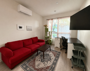 952 Bedford Avenue - Photo Thumbnail 7