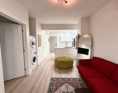 952 Bedford Avenue - Photo Thumbnail 9