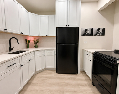 952 Bedford Avenue - Photo Thumbnail 8