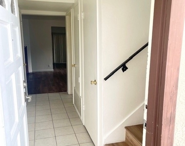 3963 Pennsylvania Avenue - Photo Thumbnail 3