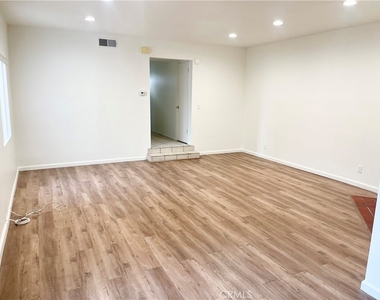 3963 Pennsylvania Avenue - Photo Thumbnail 7