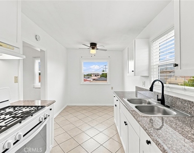 219 W Riggin - Photo Thumbnail 15