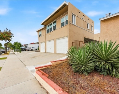 219 W Riggin - Photo Thumbnail 1