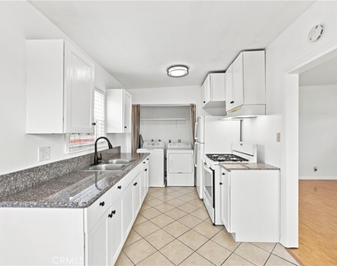 219 W Riggin - Photo Thumbnail 16