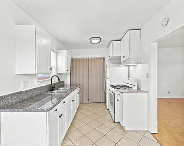 219 W Riggin - Photo Thumbnail 13