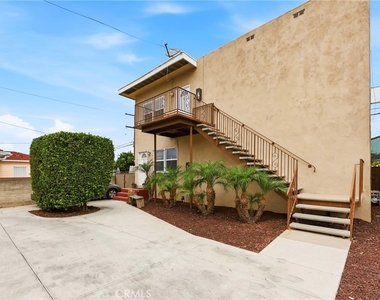 219 W Riggin - Photo Thumbnail 4
