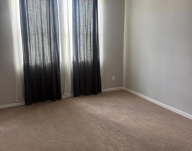 3644 Islander Walk - Photo Thumbnail 10