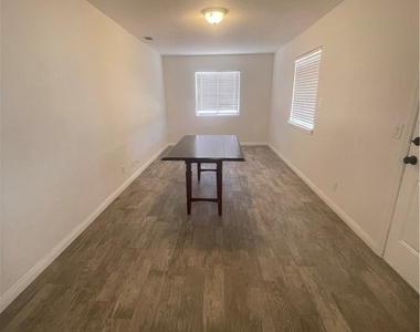 11164 White Road - Photo Thumbnail 22