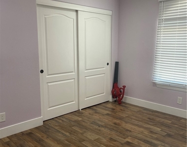 11164 White Road - Photo Thumbnail 27