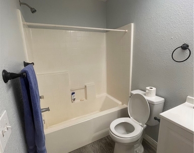 11164 White Road - Photo Thumbnail 31