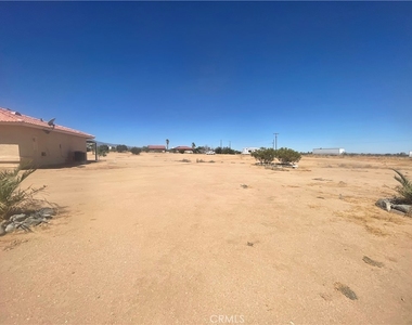 11164 White Road - Photo Thumbnail 38