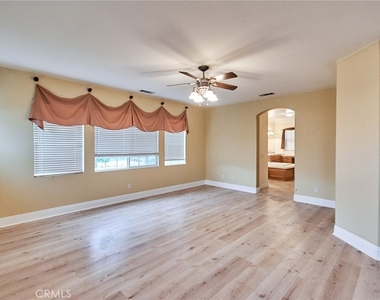 7238 San Carmela Court - Photo Thumbnail 29