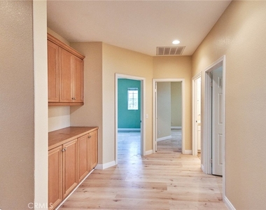 7238 San Carmela Court - Photo Thumbnail 25