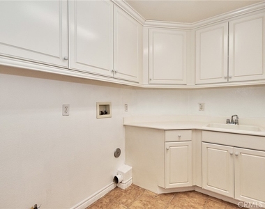 7238 San Carmela Court - Photo Thumbnail 19