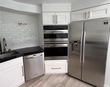 10051 Westwanda Drive - Photo Thumbnail 22