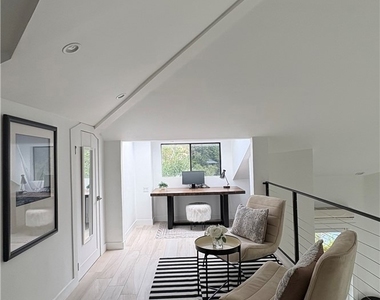 10051 Westwanda Drive - Photo Thumbnail 12