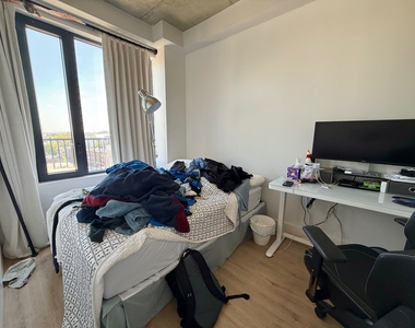 815 Flatbush Avenue - Photo Thumbnail 1
