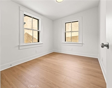 5333 Monte Vista Street - Photo Thumbnail 18