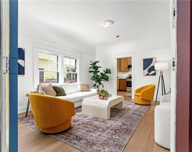 5333 Monte Vista Street - Photo Thumbnail 6