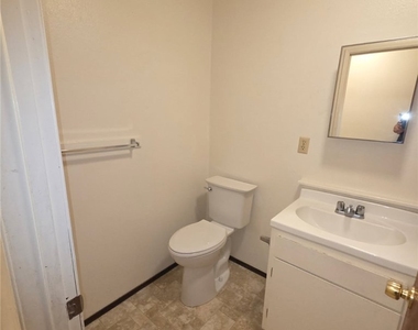 1251 Butte Street - Photo Thumbnail 8
