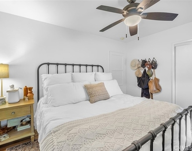3220 Iroquois Ave. - Photo Thumbnail 18