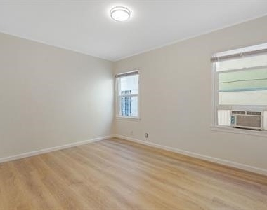 212 S Reeves - Photo Thumbnail 5