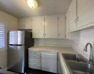 270 H Street - Photo Thumbnail 3