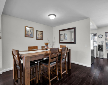 19431 Sherman Way - Photo Thumbnail 17