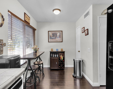 19431 Sherman Way - Photo Thumbnail 19