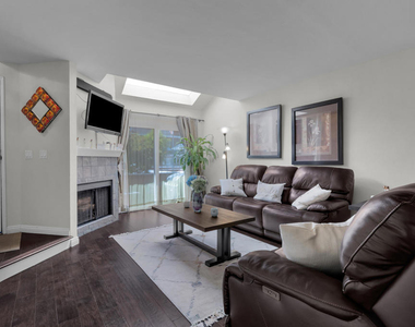 19431 Sherman Way - Photo Thumbnail 16