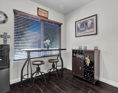 19431 Sherman Way - Photo Thumbnail 18