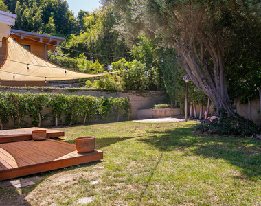 7601 Flight Avenue - Photo Thumbnail 31