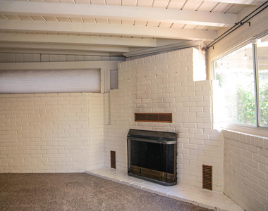 7601 Flight Avenue - Photo Thumbnail 22