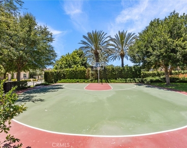 357 Laurel - Photo Thumbnail 38