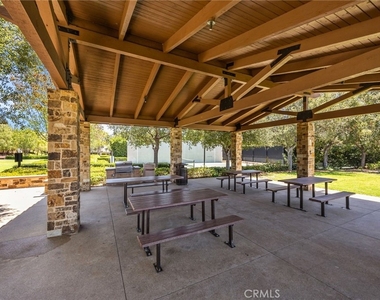 357 Laurel - Photo Thumbnail 36