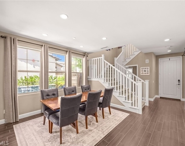 357 Laurel - Photo Thumbnail 11