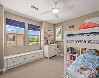 357 Laurel - Photo Thumbnail 31