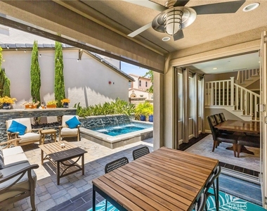 357 Laurel - Photo Thumbnail 16