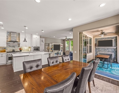 357 Laurel - Photo Thumbnail 13