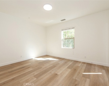 101 Towngate - Photo Thumbnail 16