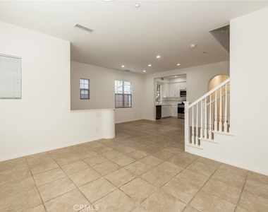 101 Towngate - Photo Thumbnail 5
