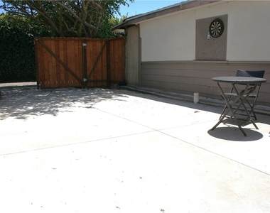 19154 Beach Boulevard - Photo Thumbnail 14