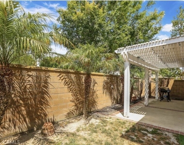 20909 Monarch - Photo Thumbnail 2
