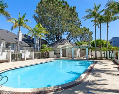 542 Via De La Valle - Photo Thumbnail 25