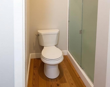 850 Park Avenue - Photo Thumbnail 4
