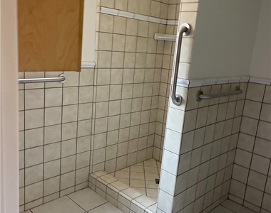 4532 Walnut - Photo Thumbnail 4